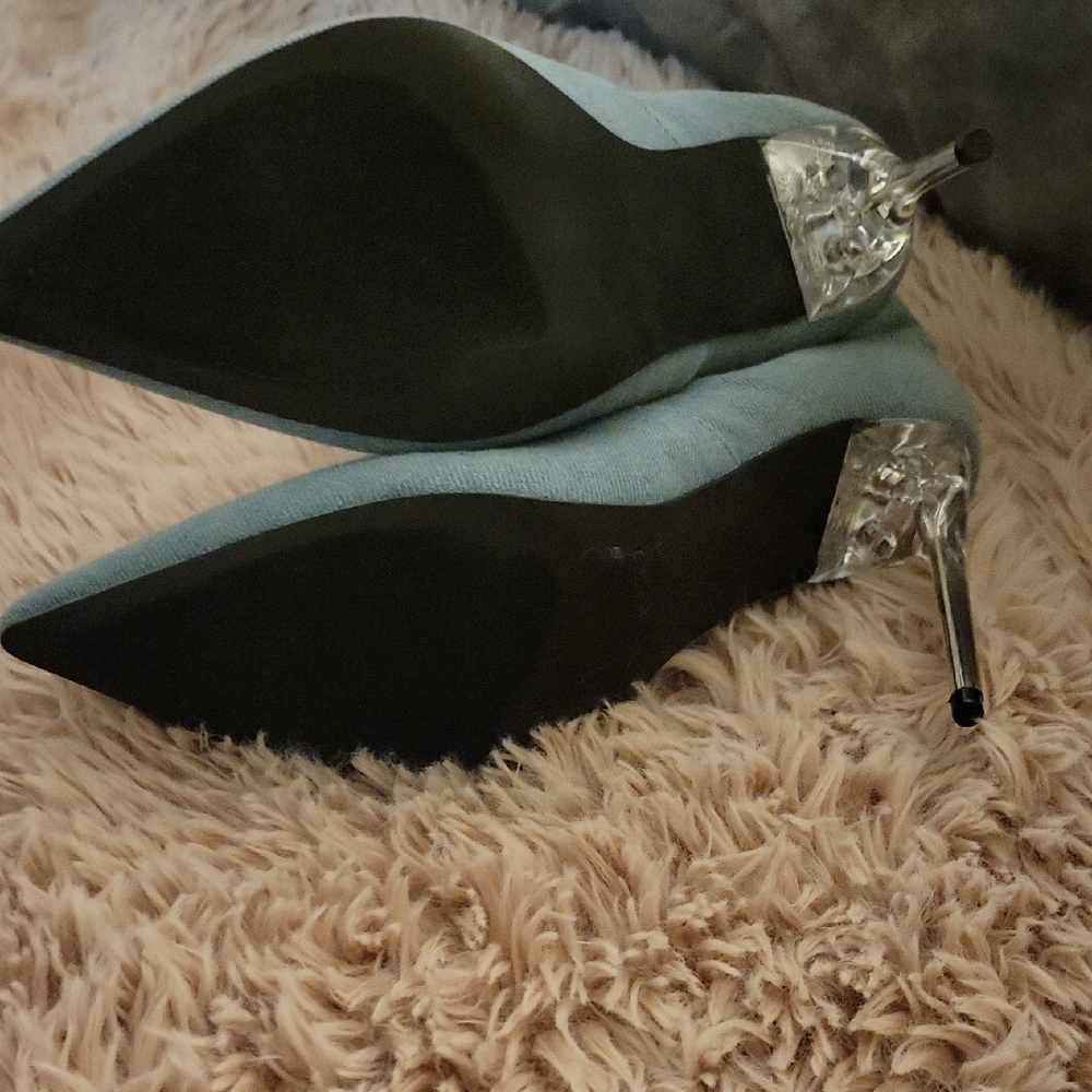 Beautiful Denim Booties - Picture 6 of 7